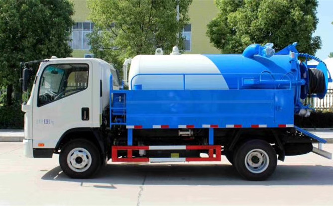 凱馬清洗5方吸污車 凱馬清洗5方吸污車