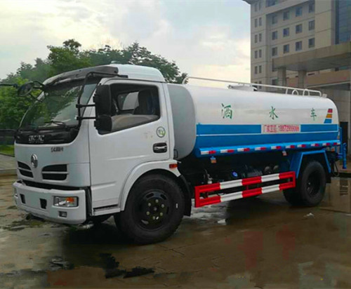 威海灑水車銷售 威海灑水車銷售