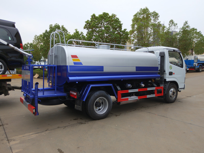 程力5噸灑水車(chē)價(jià)格 程力5噸灑水車(chē)價(jià)格