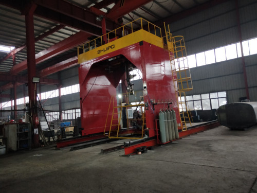 灑水車水罐無縫焊接技術(shù)-東風(fēng)集團公司 灑水車水罐無縫焊接技術(shù)-東風(fēng)集團公司