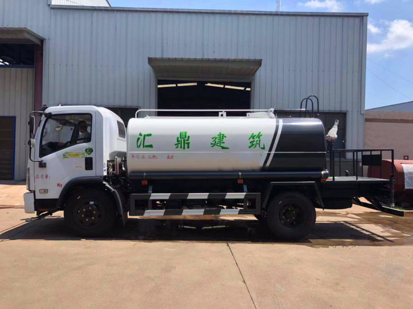 國(guó)六東風(fēng)福瑞卡9-10噸灑水車圖片 國(guó)六東風(fēng)福瑞卡9-10噸灑水車圖片