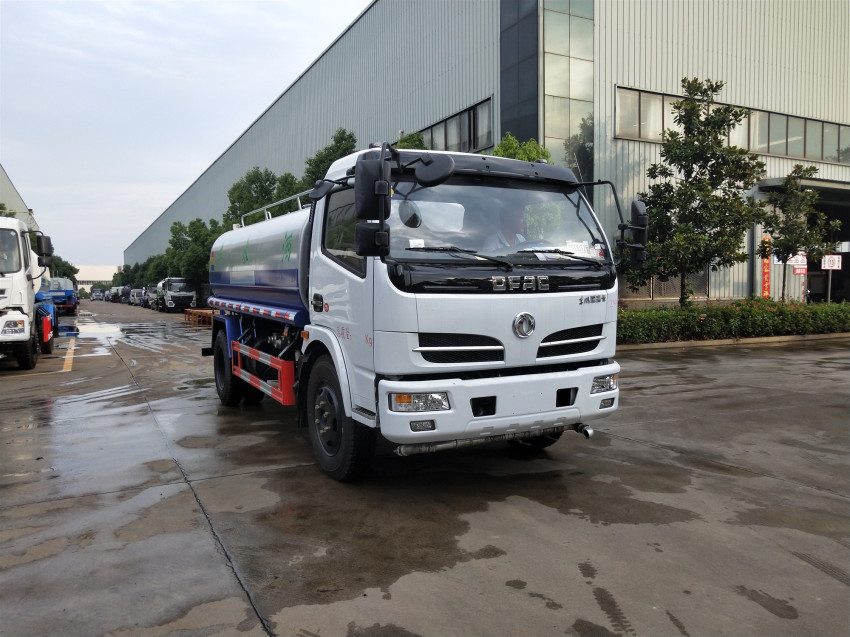 東風(fēng)大福瑞卡|10.4噸灑水車-湖北程力集團(tuán) 東風(fēng)大福瑞卡|10.4噸灑水車-湖北程力集團(tuán)