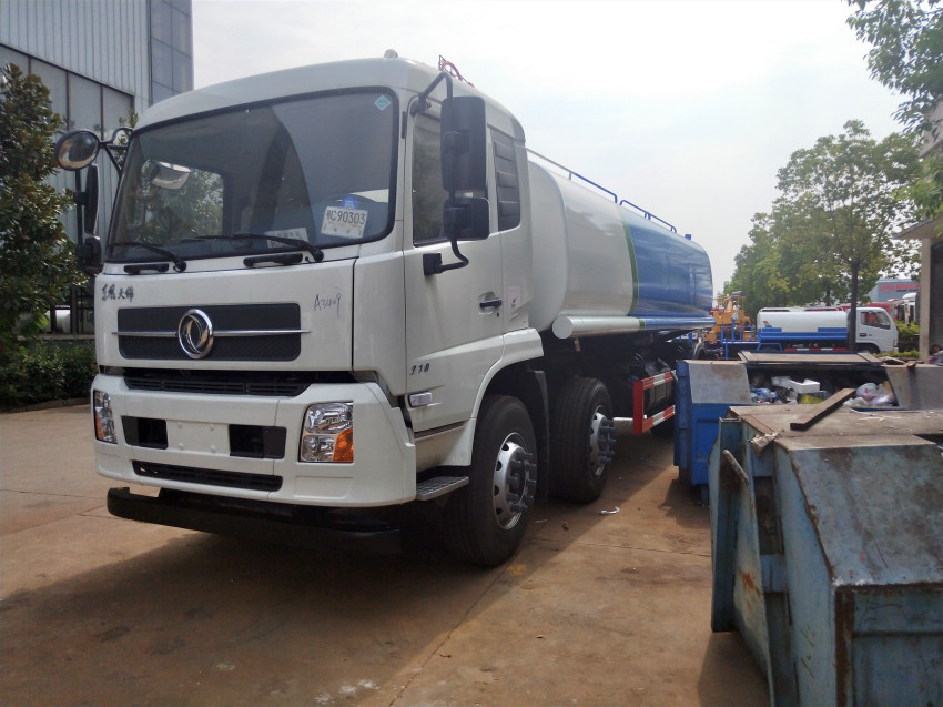 東風(fēng)天錦灑水車(chē)14噸多少錢(qián)一輛 東風(fēng)天錦灑水車(chē)14噸多少錢(qián)一輛