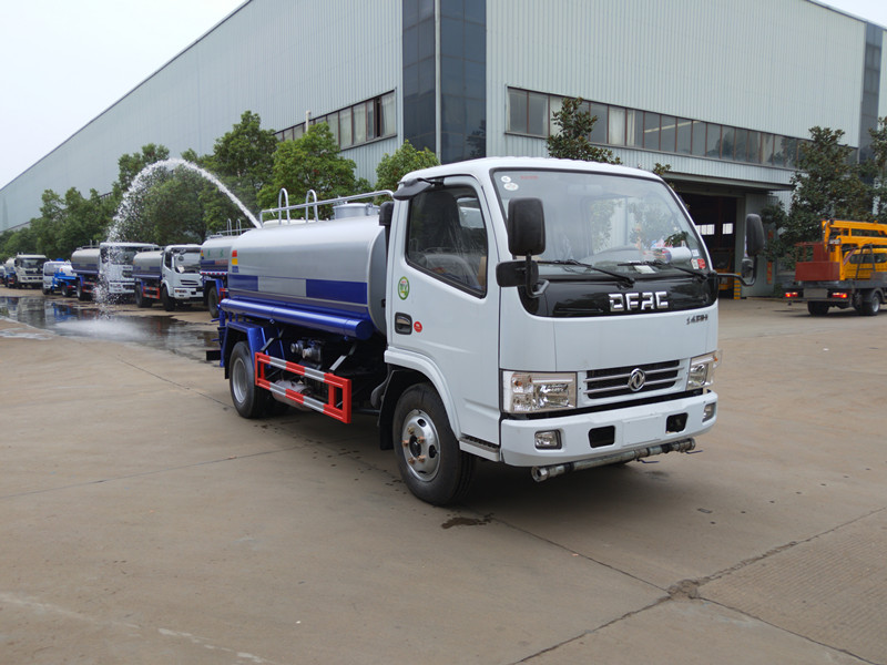 湖北隨州10噸12噸15噸灑水車(chē)價(jià)格 灑水車(chē)哪家好 湖北隨州10噸12噸15噸灑水車(chē)價(jià)格 灑水車(chē)哪家好