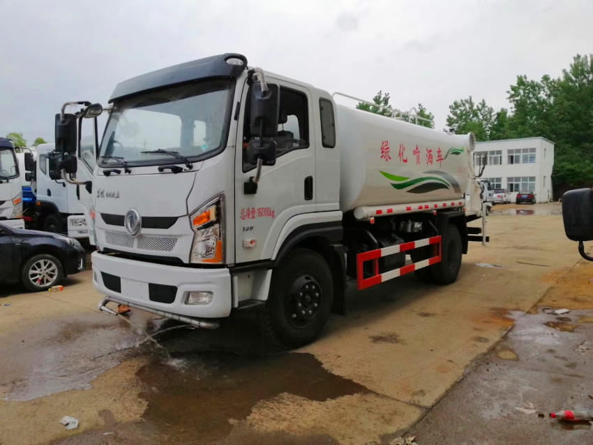 12噸東風(fēng)灑水車多少錢一臺 噴灑車的使用注意事項(xiàng) 12噸東風(fēng)灑水車多少錢一臺 噴灑車的使用注意事項(xiàng)