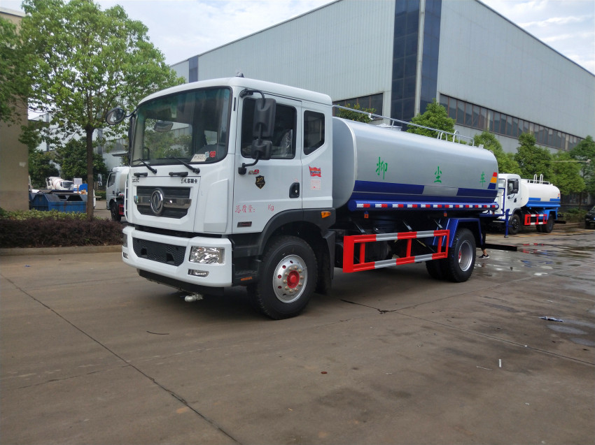 綠化噴灑車(chē)多少錢(qián)一輛 15立方灑水車(chē)價(jià)格報(bào)價(jià)-程力灑水車(chē)生產(chǎn)廠家 綠化噴灑車(chē)多少錢(qián)一輛 15立方灑水車(chē)價(jià)格報(bào)價(jià)-程力灑水車(chē)生產(chǎn)廠家