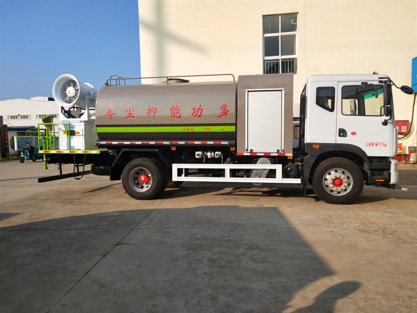 3噸5噸工地降塵灑水車價格-程力灑水車生產(chǎn)廠家 3噸5噸工地降塵灑水車價格-程力灑水車生產(chǎn)廠家