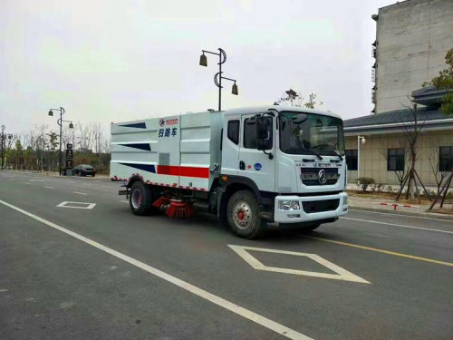 東風(fēng)道路清掃車講解配置參數(shù)-掃路車-程力掃路車價(jià)格報(bào)價(jià) 東風(fēng)道路清掃車講解配置參數(shù)-掃路車-程力掃路車價(jià)格報(bào)價(jià)