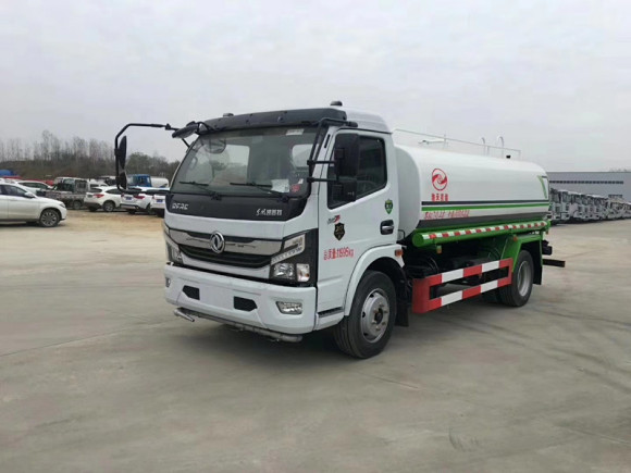 灑水車-如何選擇適合自己的灑水車-環(huán)衛(wèi)灑水車廠家哪家好 灑水車-如何選擇適合自己的灑水車-環(huán)衛(wèi)灑水車廠家哪家好