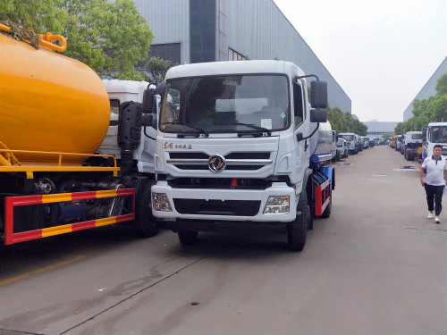 -程力威牌CLW5160GSSSZ6型灑水車 -程力威牌CLW5160GSSSZ6型灑水車