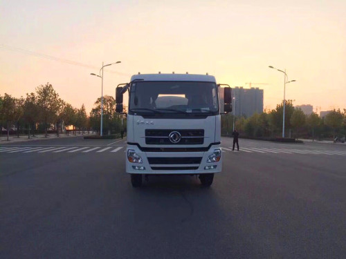 鄭州15噸灑水車(chē)多少錢(qián)一臺(tái)- 東風(fēng)天錦15方灑水車(chē) 鄭州15噸灑水車(chē)多少錢(qián)一臺(tái)- 東風(fēng)天錦15方灑水車(chē)