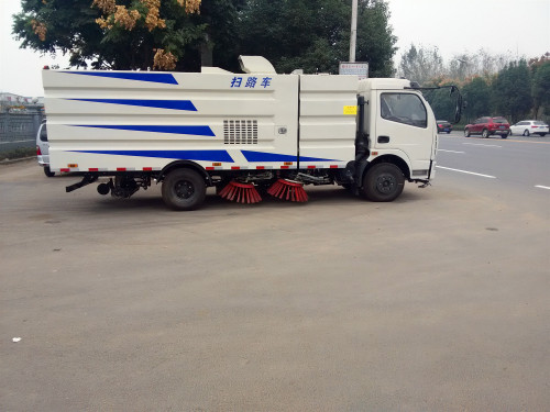 東風(fēng)掃路車(3水/5塵)-東風(fēng)掃路車價格報價-東風(fēng)掃路車廠家直銷 東風(fēng)掃路車(3水/5塵)-東風(fēng)掃路車價格報價-東風(fēng)掃路車廠家直銷