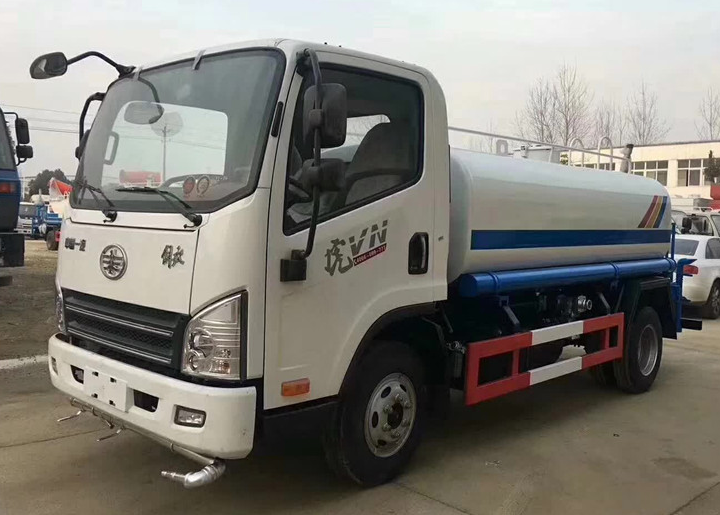 解放虎V5噸灑水車(chē)-灑水車(chē)廠(chǎng)家-解放5噸灑水車(chē)廠(chǎng)家直銷(xiāo) 解放虎V5噸灑水車(chē)-灑水車(chē)廠(chǎng)家-解放5噸灑水車(chē)廠(chǎng)家直銷(xiāo)