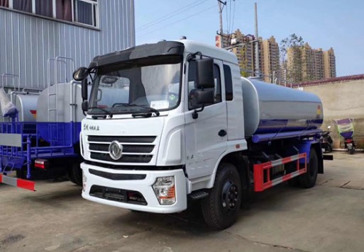 什么樣的12噸灑水車價格有優(yōu)勢-東風(fēng)12噸灑水車優(yōu)勢多 什么樣的12噸灑水車價格有優(yōu)勢-東風(fēng)12噸灑水車優(yōu)勢多