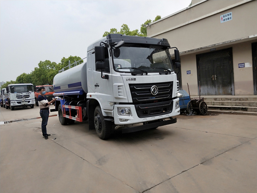 鷹潭市灑水車廠家直銷-鷹潭市灑水車價格報(bào)價-鷹潭市灑水車銷售點(diǎn) 鷹潭市灑水車廠家直銷-鷹潭市灑水車價格報(bào)價-鷹潭市灑水車銷售點(diǎn)