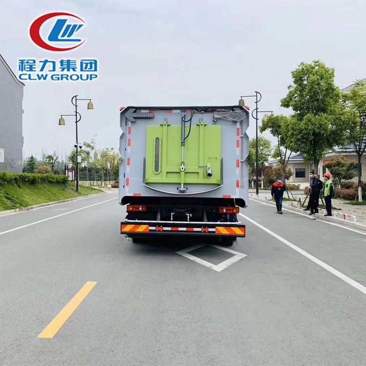 天錦洗掃車(chē)圖片 天錦洗掃車(chē)圖片