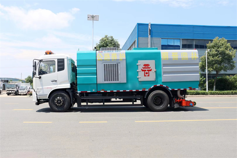 東風(fēng)天錦道路吸塵車 東風(fēng)天錦道路吸塵車