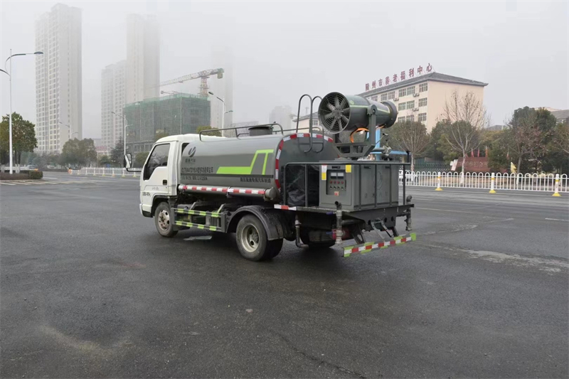 3噸藍(lán)牌灑水車 3噸藍(lán)牌灑水車
