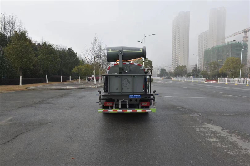 3噸藍(lán)牌灑水車 3噸藍(lán)牌灑水車