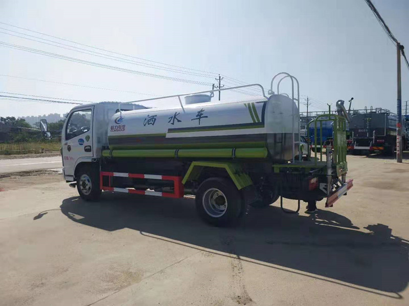 東風(fēng)5噸國六噴霧灑水車 東風(fēng)5噸國六噴霧灑水車