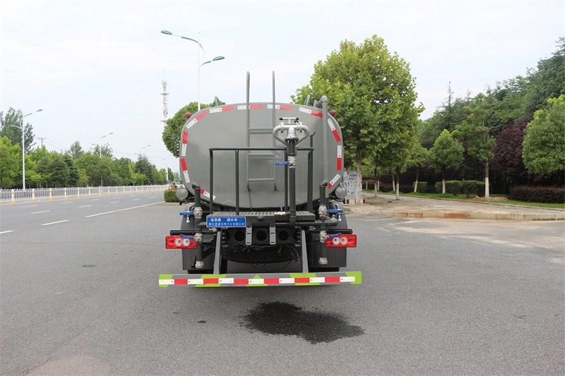 福田9立方灑水車(chē) 福田9立方灑水車(chē)