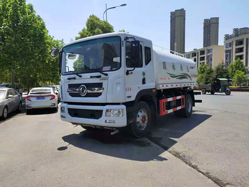 灑水車(chē)生產(chǎn)廠家優(yōu)質(zhì)貨源_商品批發(fā)價(jià)格-湖北盈通灑水車(chē)廠家直銷(xiāo) 灑水車(chē)生產(chǎn)廠家優(yōu)質(zhì)貨源_商品批發(fā)價(jià)格-湖北盈通灑水車(chē)廠家直銷(xiāo)