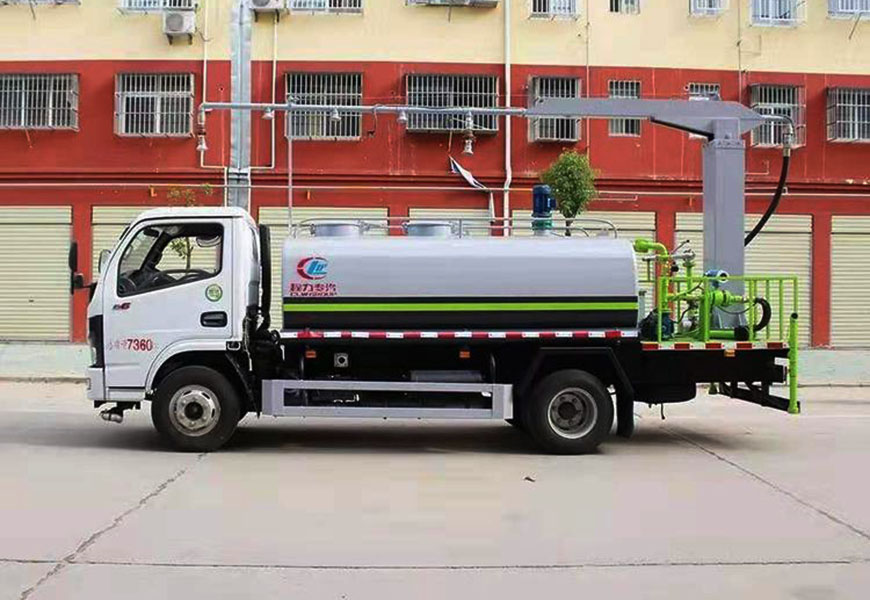 東風(fēng)小多利卡5方鐵路抑塵車(chē)側(cè)方展示圖