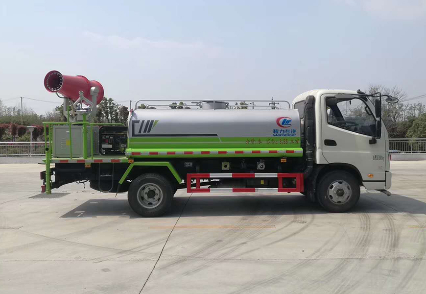 福田時(shí)代5噸灑水車