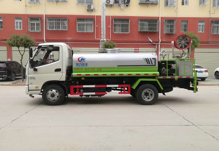 福田時(shí)代5噸灑水車