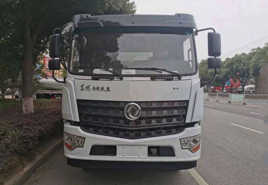 國六東風(fēng)D3(12方)灑水車